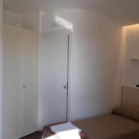Domus Al Corso Con Servizio B&B Canosa di Puglia Buitenkant foto