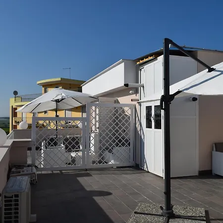 Domus Al Corso Con Servizio B&B Canosa di Puglia Buitenkant foto