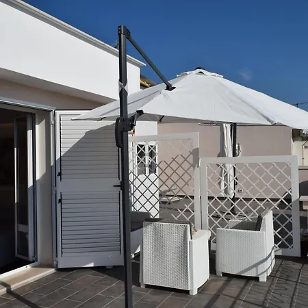 Domus Al Corso Con Servizio B&B Canosa di Puglia Buitenkant foto