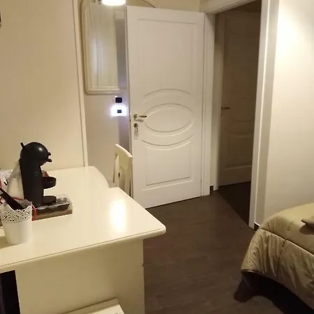 Domus Al Corso Con Servizio B&B Canosa di Puglia Buitenkant foto