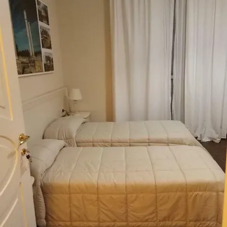 Domus Al Corso Con Servizio B&B Canosa di Puglia Buitenkant foto