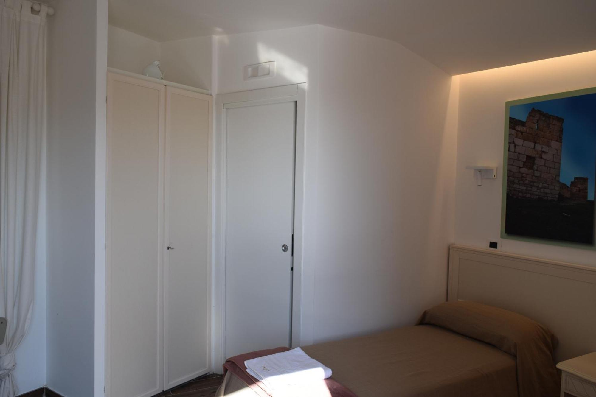 Guest house Domus Al Corso Con Servizio Canosa di Puglia