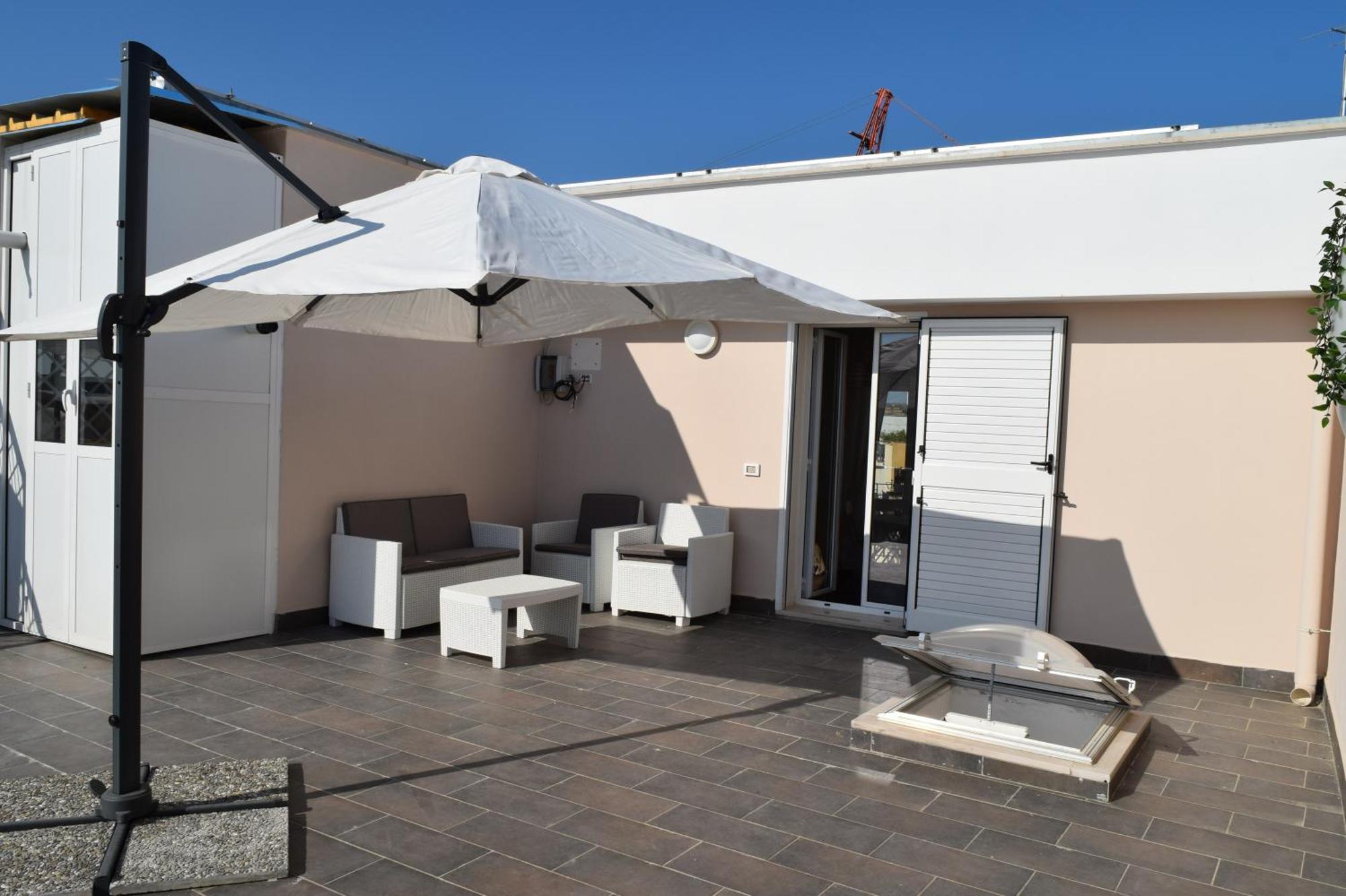 Guest house Domus Al Corso Con Servizio
