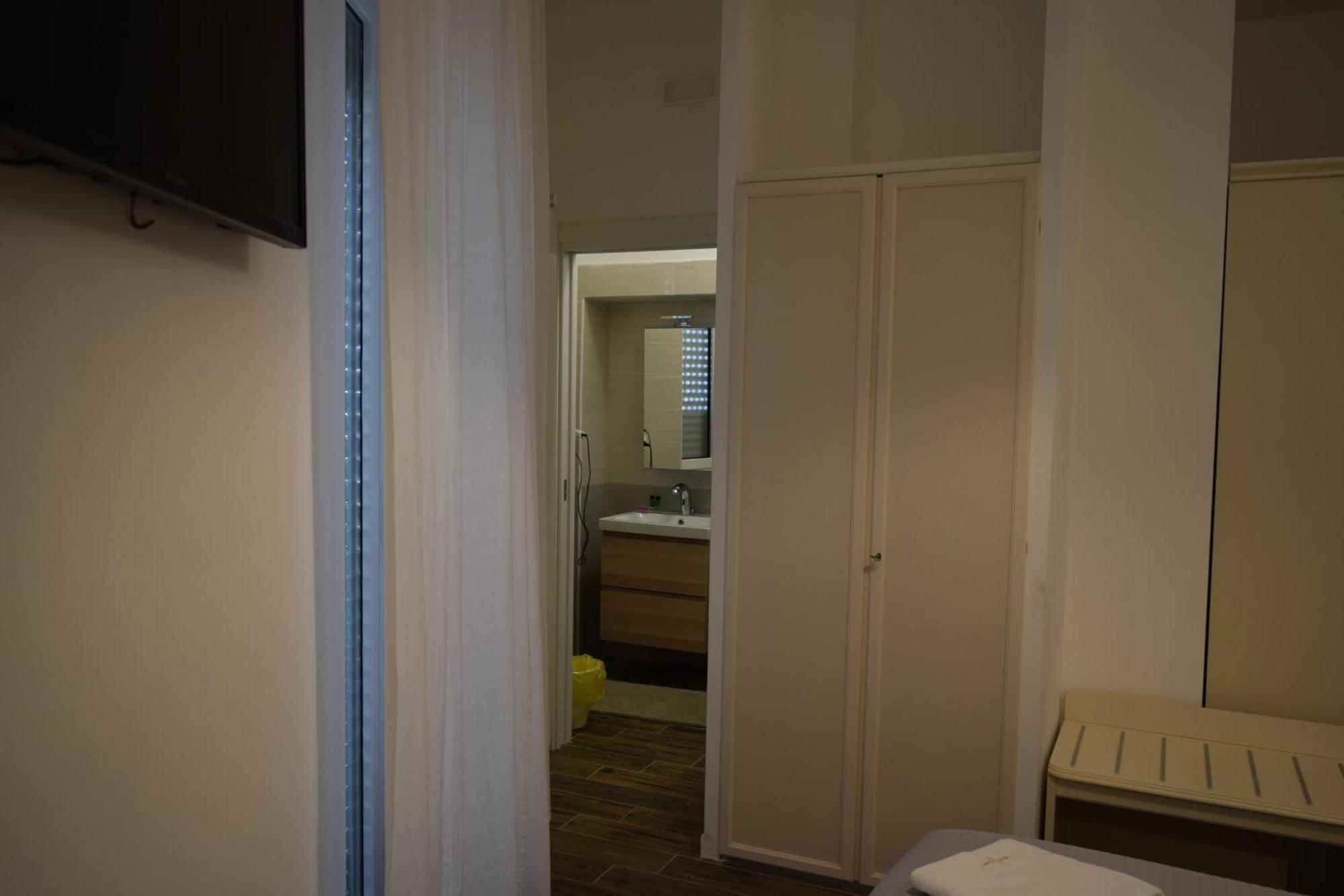 Guest house Domus Al Corso Con Servizio 3*