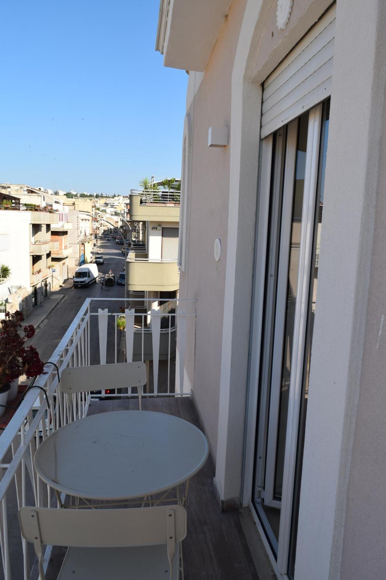 Guest house Domus Al Corso Con Servizio 3*