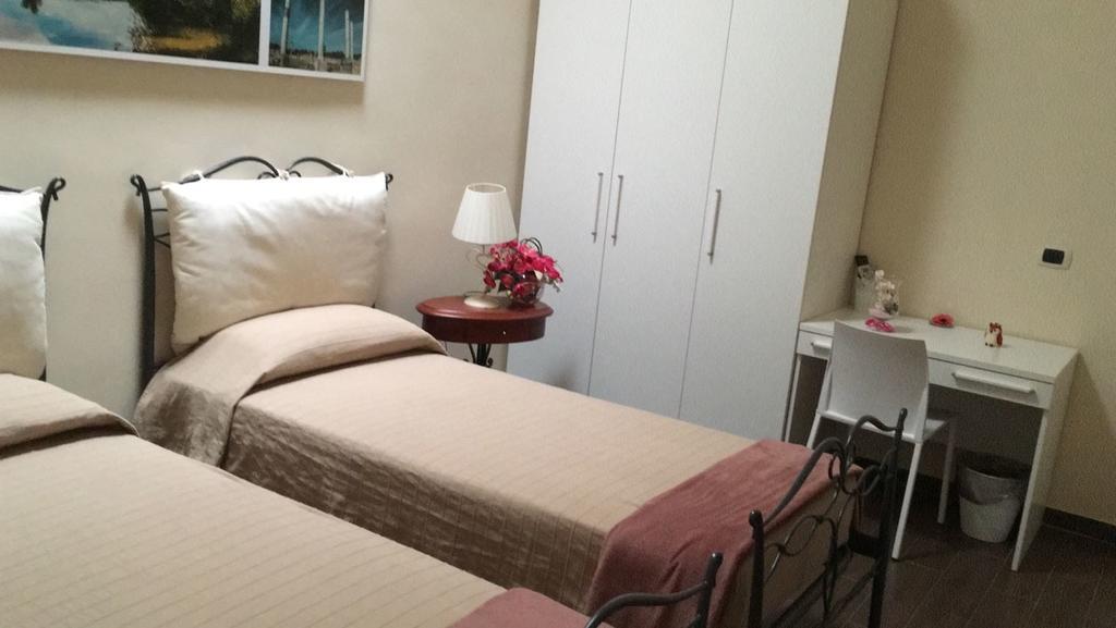 Domus Al Corso Con Servizio 3*