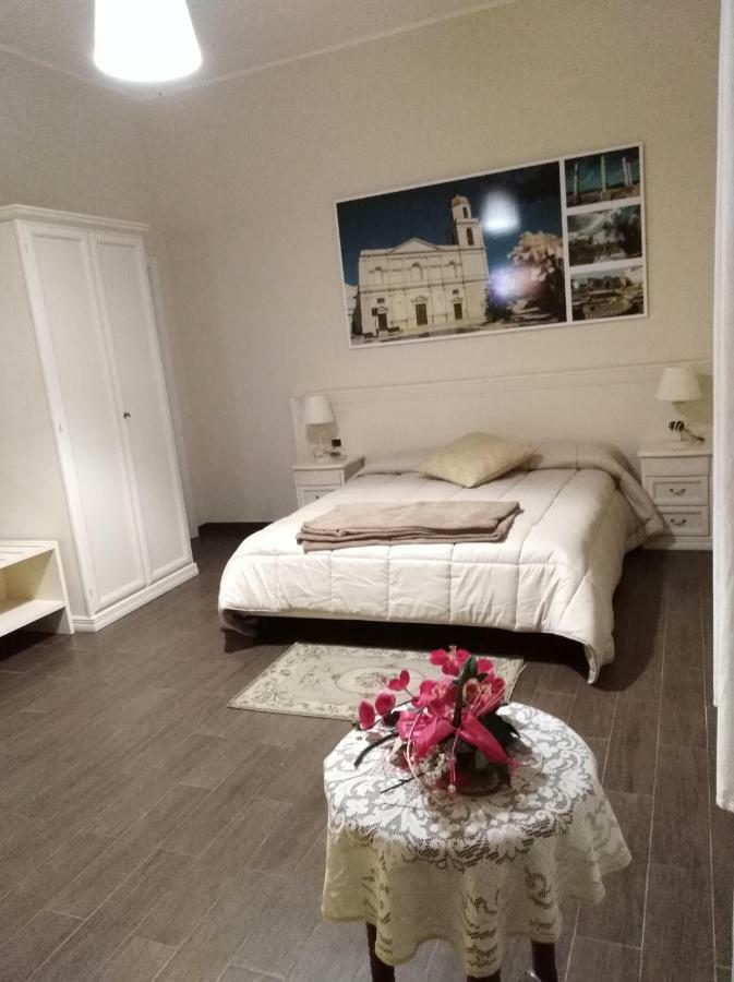 Domus Al Corso Con Servizio 3* Canosa di Puglia