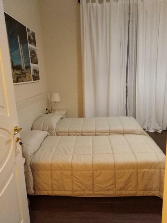 Guest house Domus Al Corso Con Servizio Canosa di Puglia